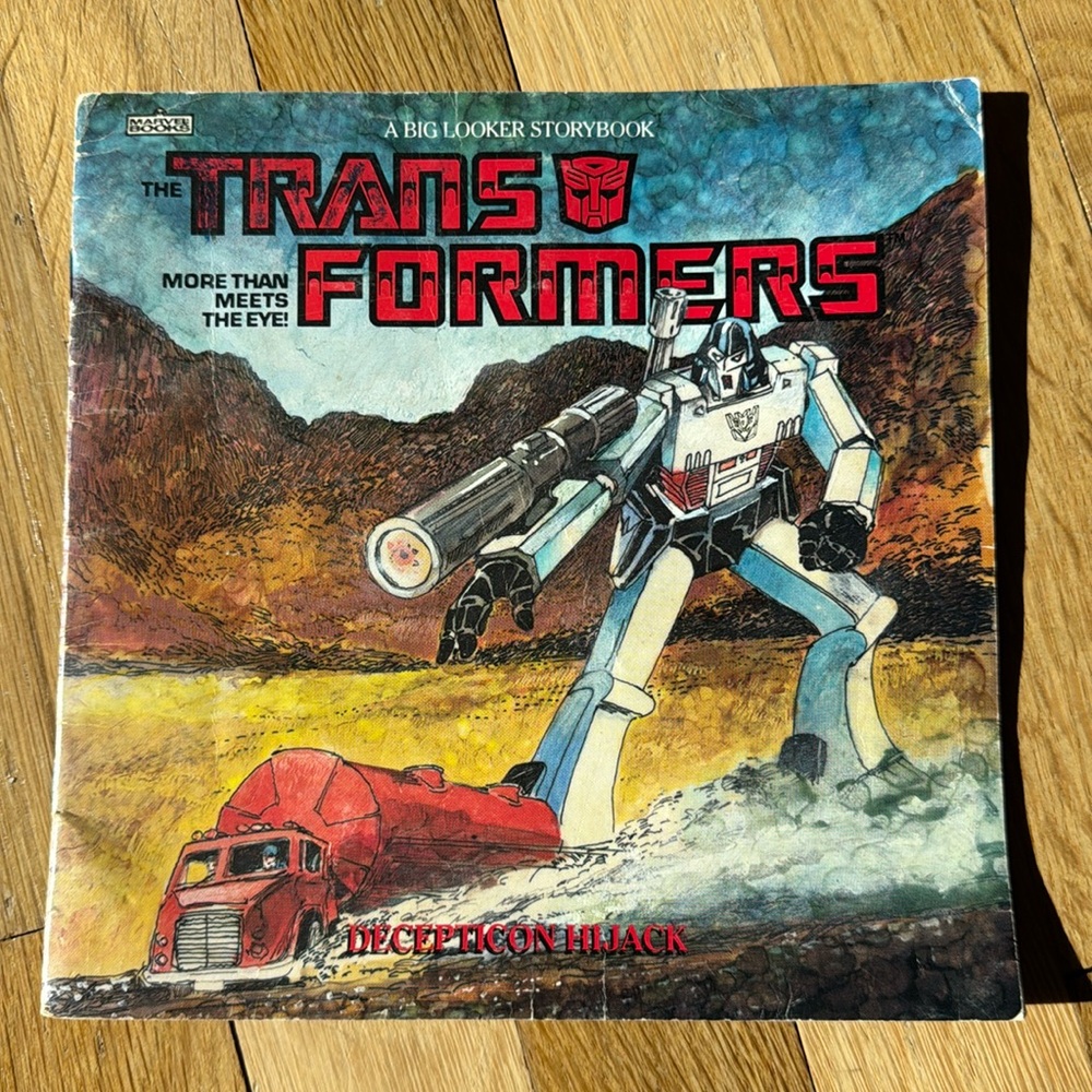 First Edition Vintage Transformers Decepticon Hijack Book